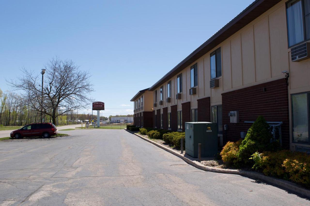 Amerivu Inn And Suites Shawano Wi Eksteriør bilde