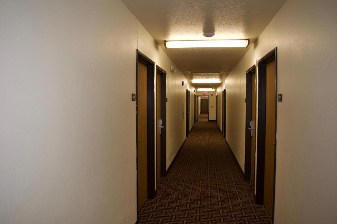 Amerivu Inn And Suites Shawano Wi Eksteriør bilde