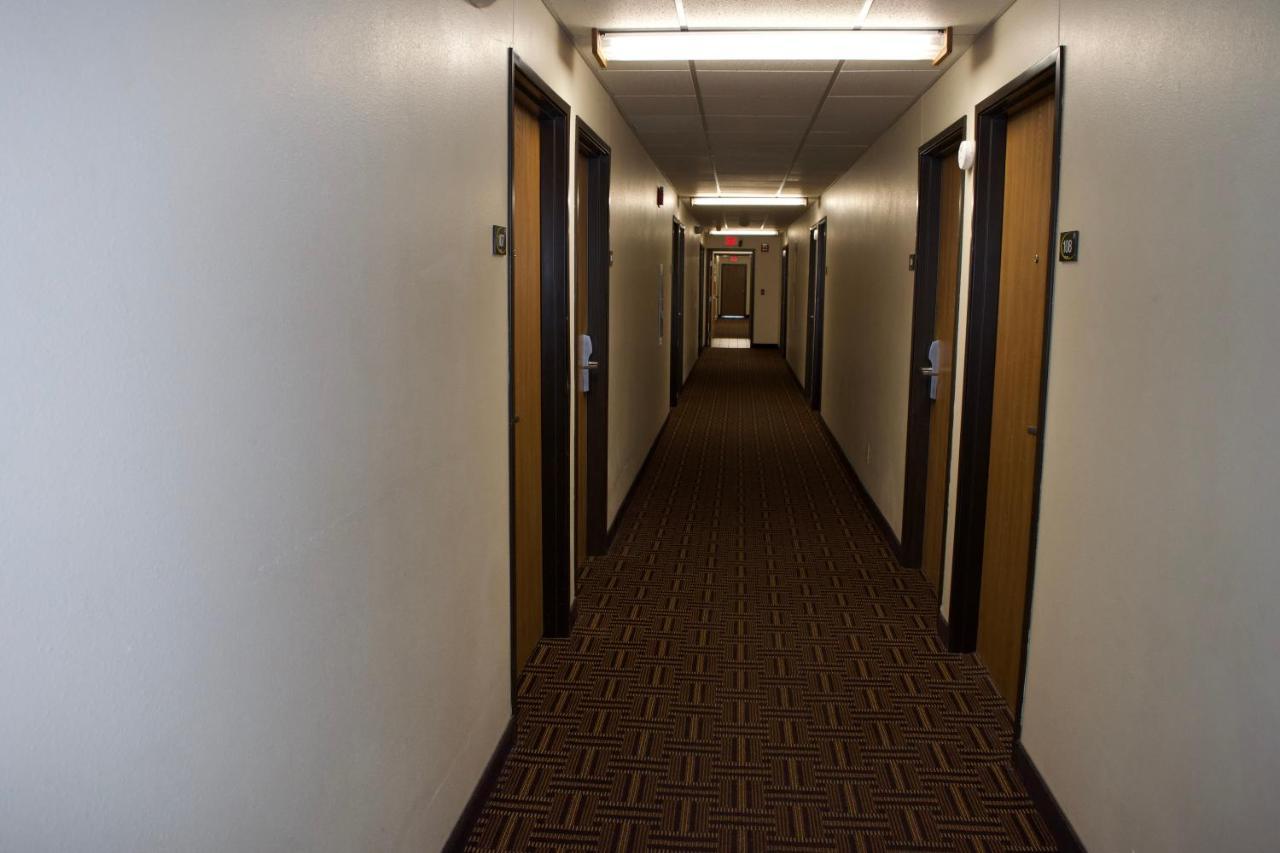 Amerivu Inn And Suites Shawano Wi Eksteriør bilde