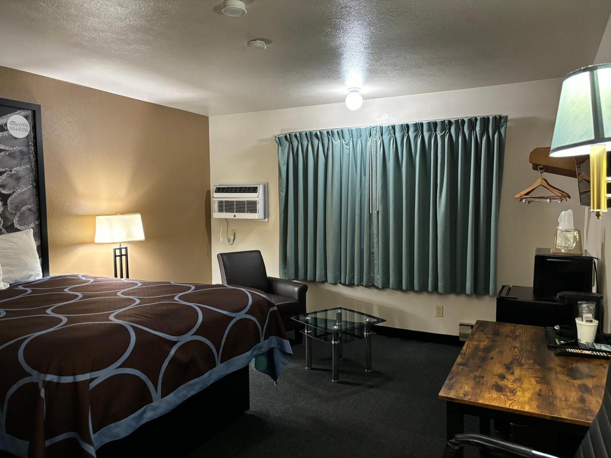 Amerivu Inn And Suites Shawano Wi Eksteriør bilde